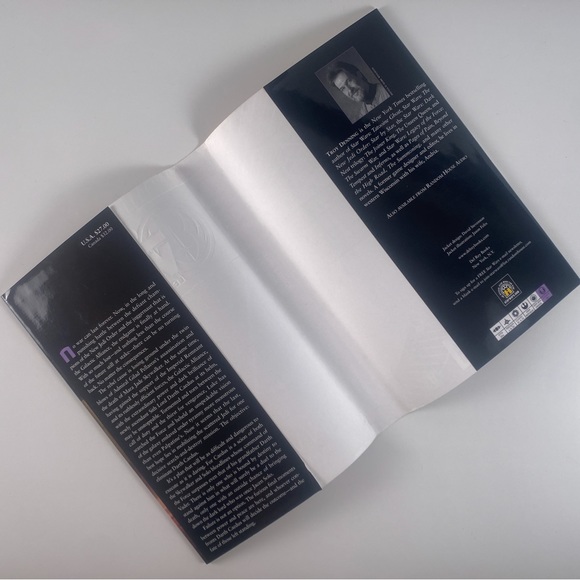 2/$50 - Star Wars - Legacy of the Force - Invincible by Troy Denning - Picture 4 of 14